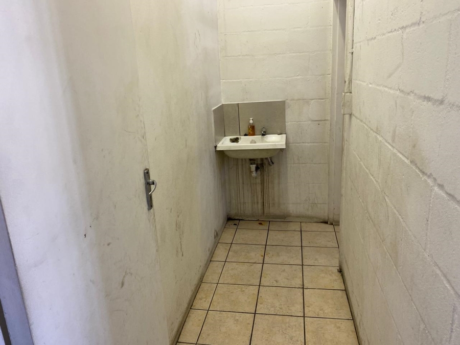 Commercial Property for Sale in Epping Industrial Western Cape